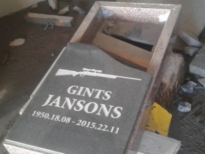 Kapu pieminekļu izveides pakalpojumi Valkā