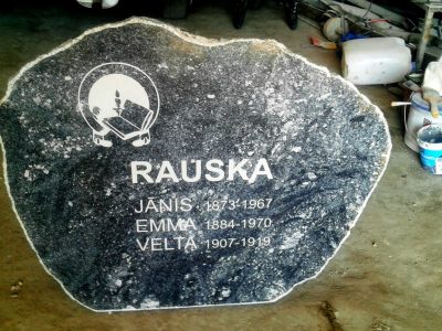 Kapameņu un pieminekļu izstrāde